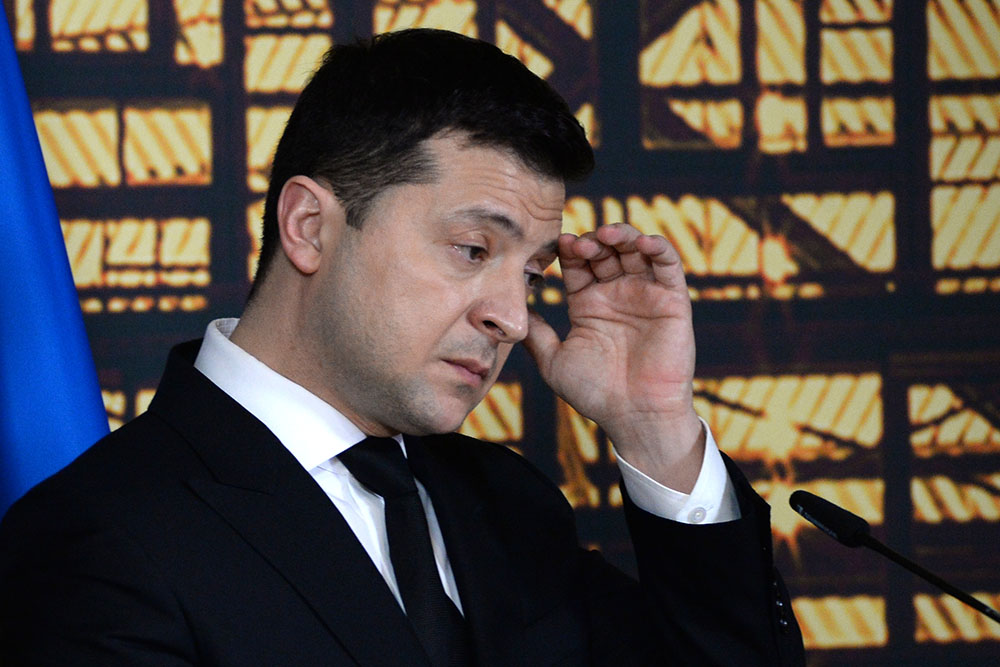Both Zelensky and Poroshenko Acknowledged They Came to Power Illegally